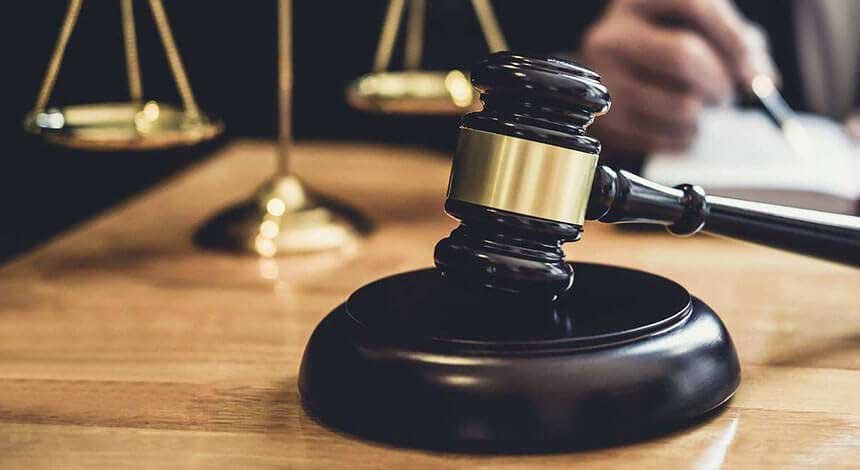 إدارة الشركة وحمايتها قانونيًا